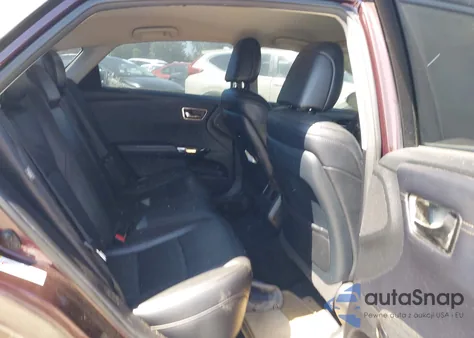 2015 Toyota Avalon Xle z USA, uszkodzony, nr VIN 4T1BK1EBXFU186579